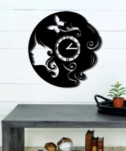 Bayan Kuaför Salonu Ahşap Duvar Saati