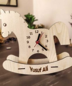 İsme Özel Sallanan At Çocuk Odası Duvar Saati